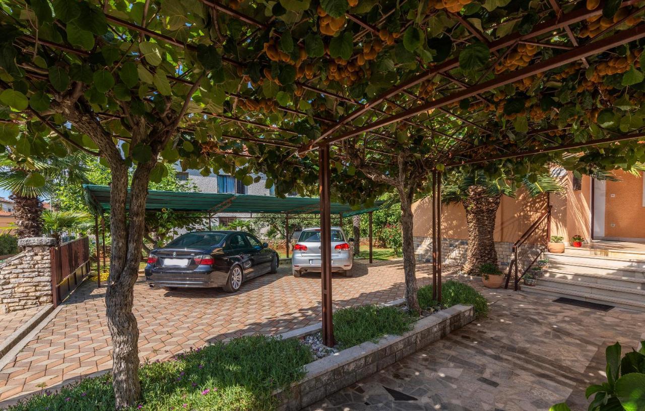 Apartments Feniks Porec Poreč Exterior foto