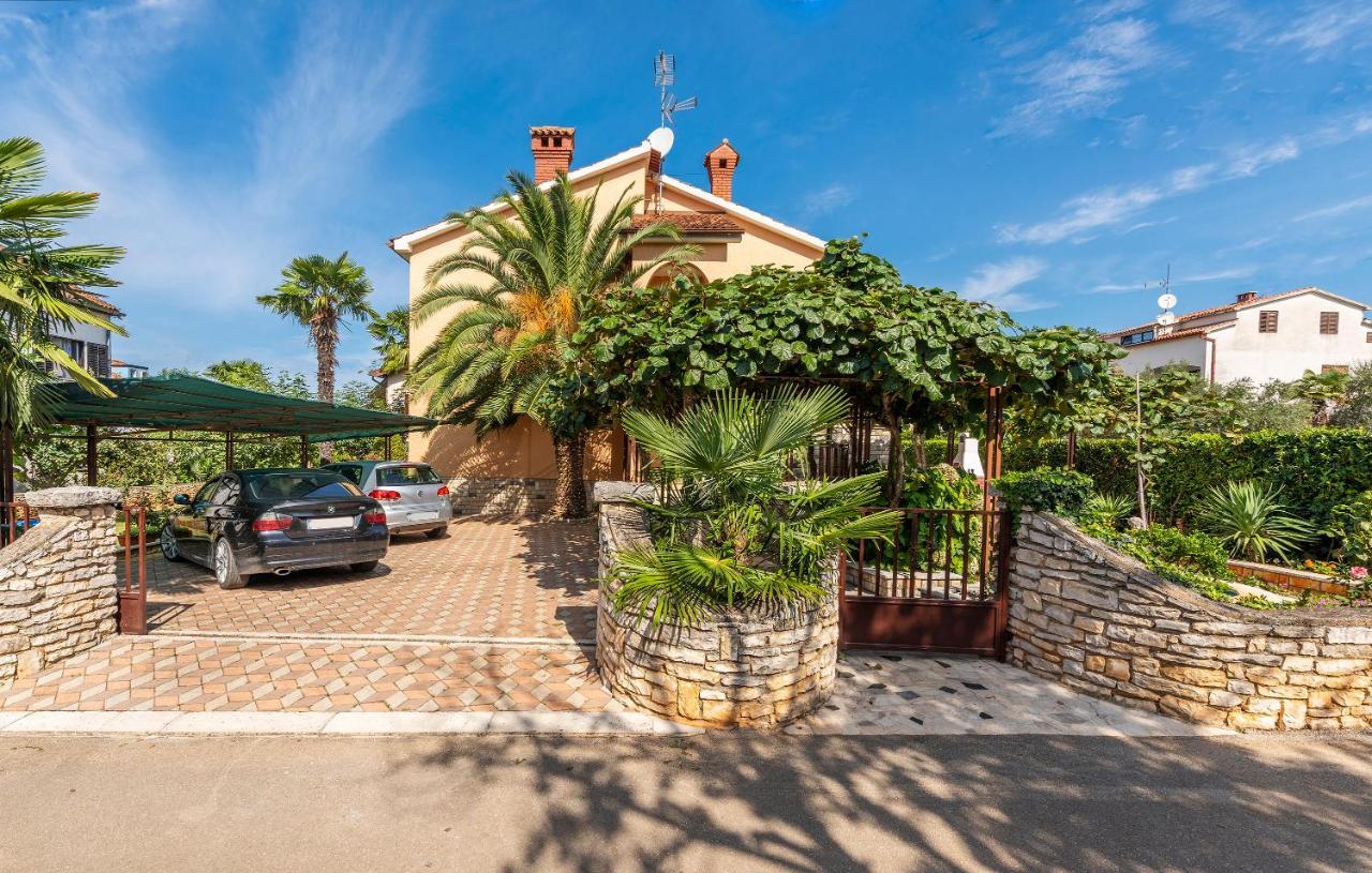 Apartments Feniks Porec Poreč Exterior foto